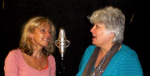 Lisa and Jayne doing backing vocals - 7.10.13