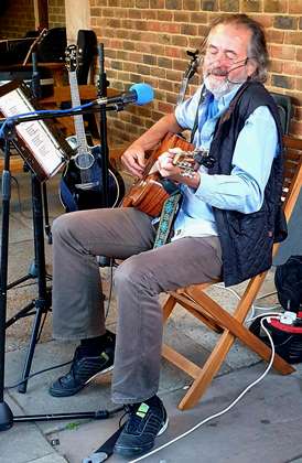 Outdoor at the Six Bells - 4/08/20 Photo: Heather
