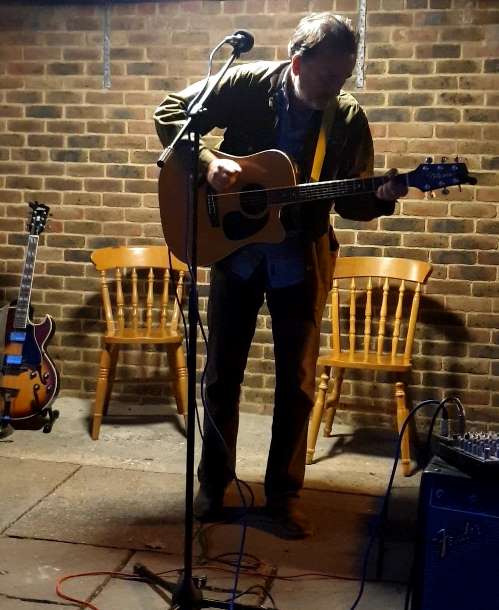 Outdoor at the Six Bells - 1/09/20 Photo: Heather