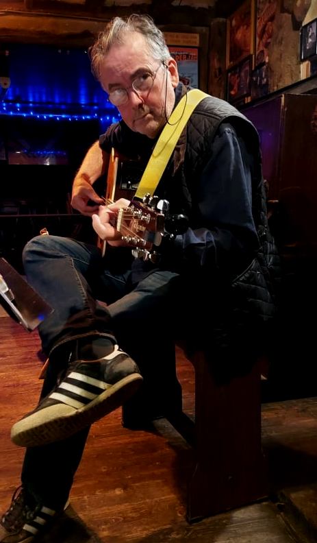 Six Bells - 26/10/21 Photo: Heather