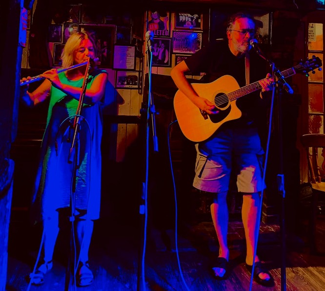 Six Bells with Helga - 30/08/22 Photo: Jason