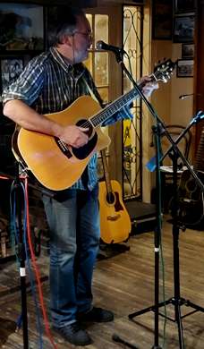 Six Bells - 27/09/22 Photo: Heather