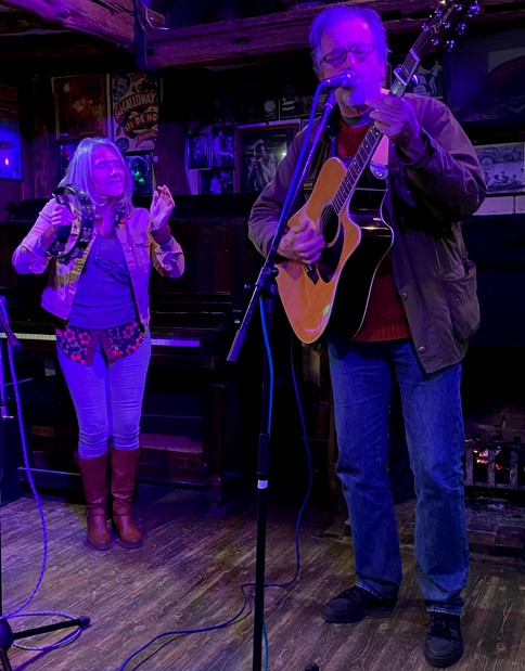 Six Bells - 25/04/23 Photo: Heather