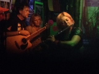 On stage at Die Smuggies with Helga, Lisa & John - 11/07/14