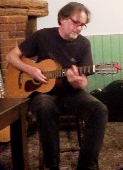 Angry young man at Uckfield Folk & Blues - Photo: Lisa Jackson - 23/04/15