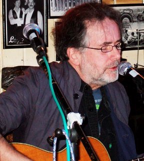 I borrowed Simon's Martin - Six Bells - 23/01/18 Photo: Simon Watt