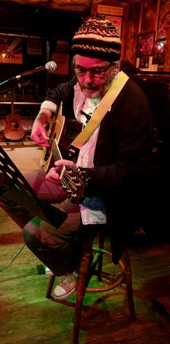 Six Bells - 30/04/19 Photo: Heather
