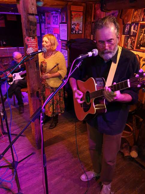 Six Bells - 29/10/19 Photo: Heather