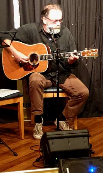 White Horse Folk Club - 4/11/19 Photo: Heather