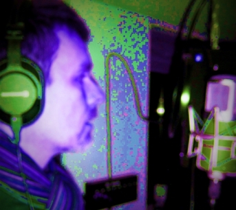 Dave on the mic - 16/01/16 - Photo: C J Martin