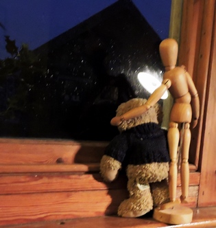 Bicksie Bear and the Wooden Man